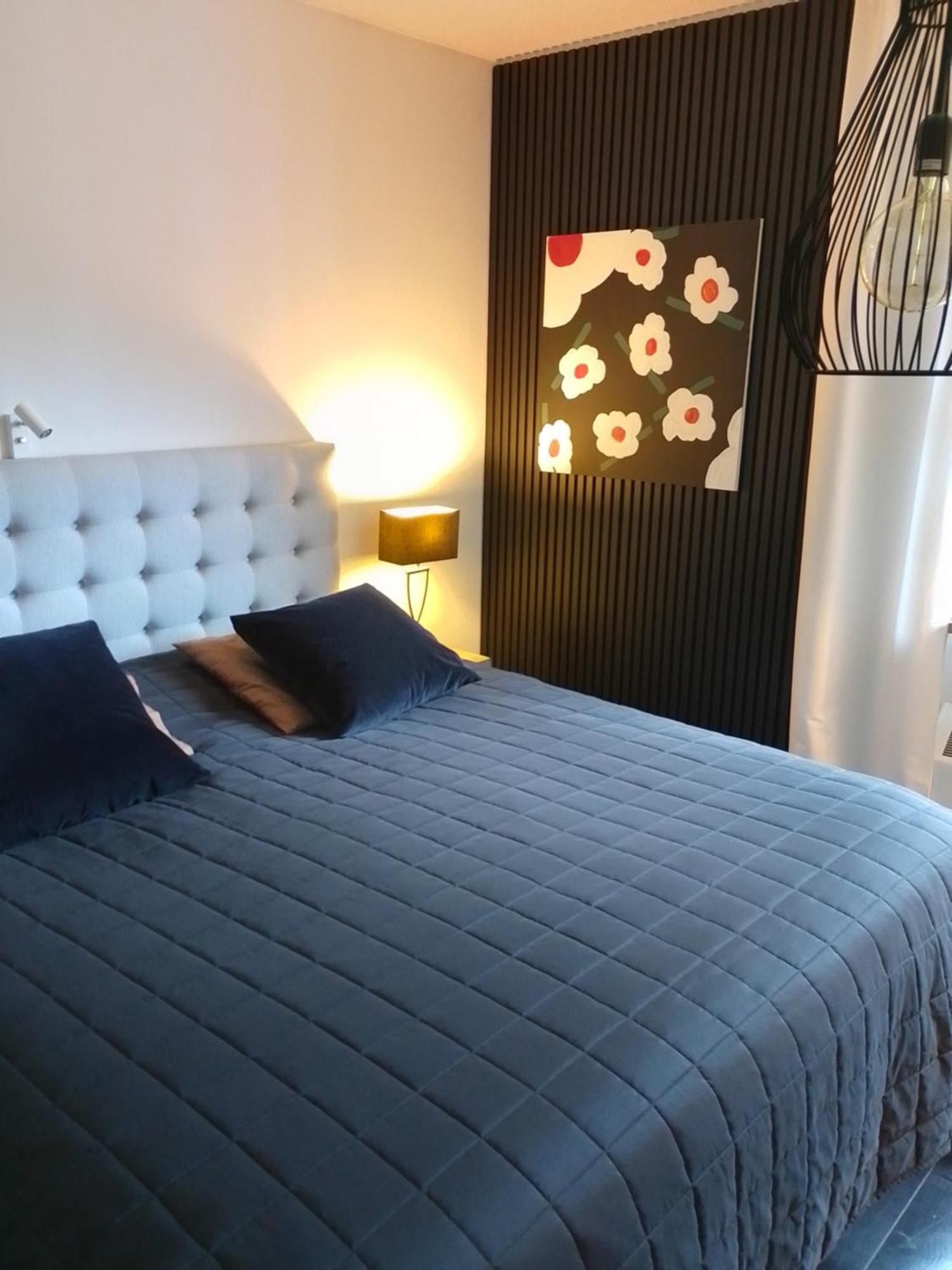 J Apartment Кройцтал Екстериор снимка